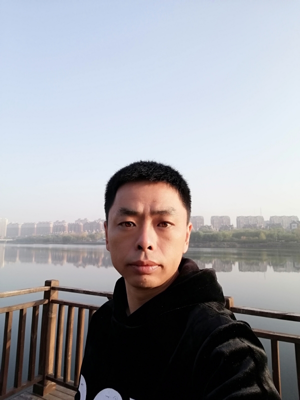 蓝颜的第一张照片--潍坊相亲服务中心