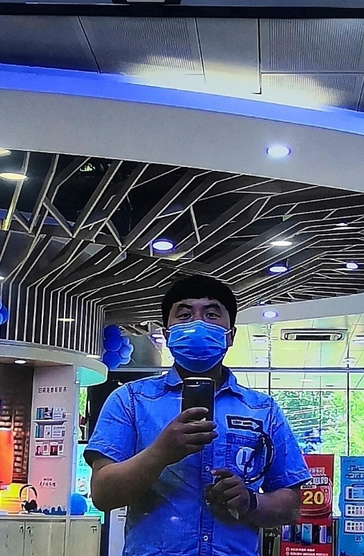 小蜜蜂的第一张照片--潍坊相亲服务中心