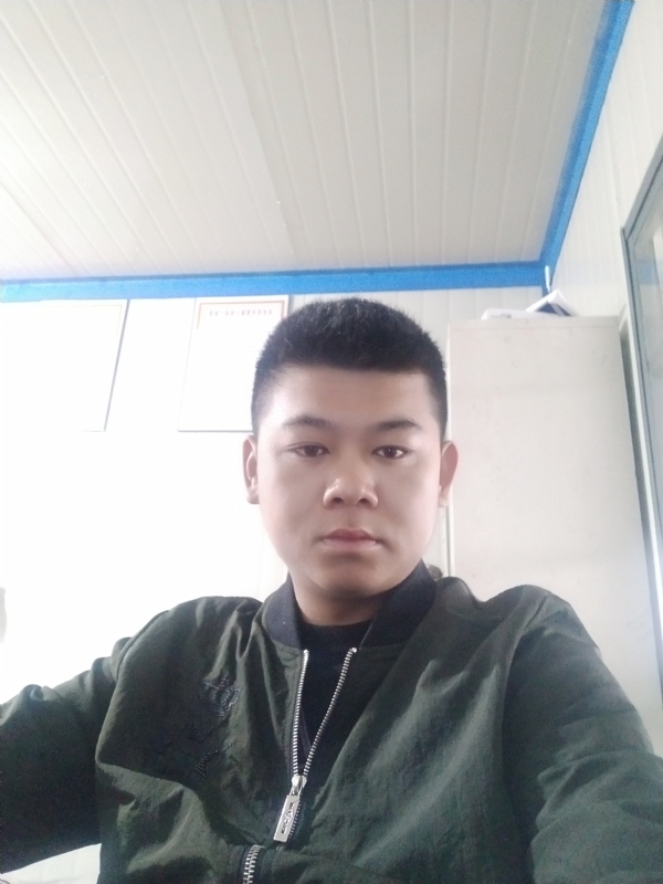 少校的第一张照片--潍坊相亲服务中心