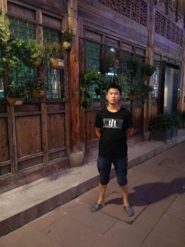 回忆的第一张照片--潍坊相亲服务中心