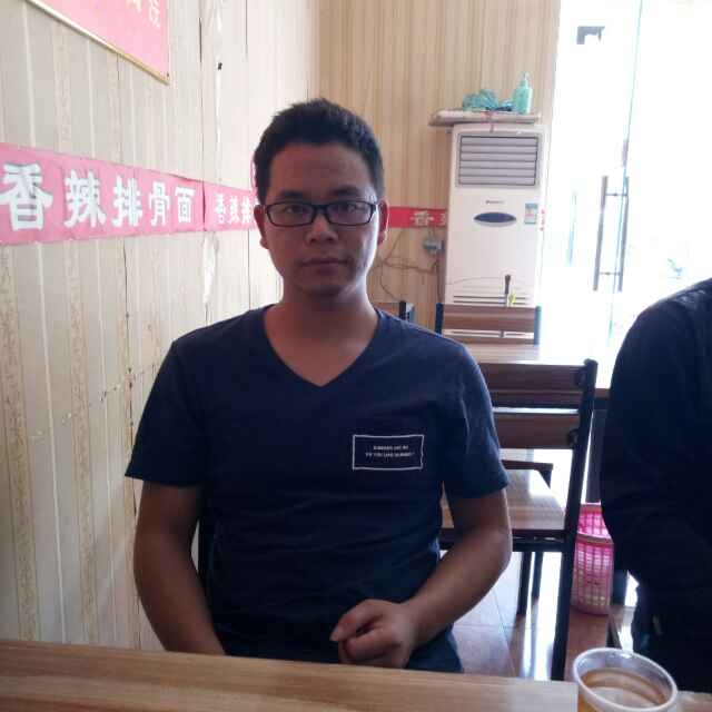 会哭的星星的第一张照片--潍坊相亲服务中心