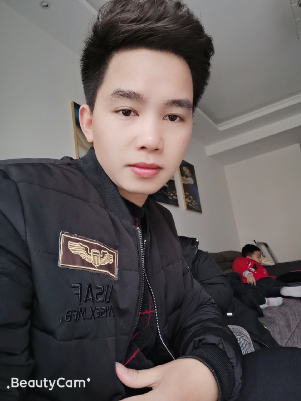 发发发的第一张照片--潍坊相亲服务中心