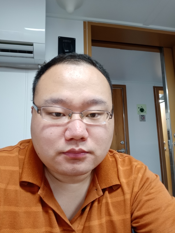 努力爱一次的第一张照片--潍坊相亲服务中心