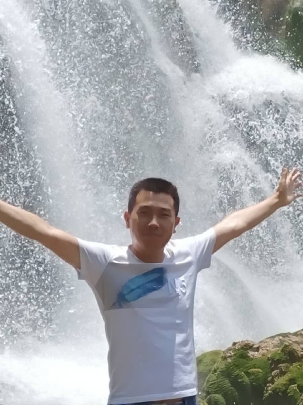 挪威森林的第一张照片--潍坊相亲服务中心