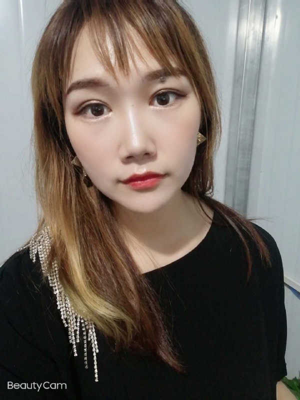 艾薇的第四张照片--潍坊相亲服务中心