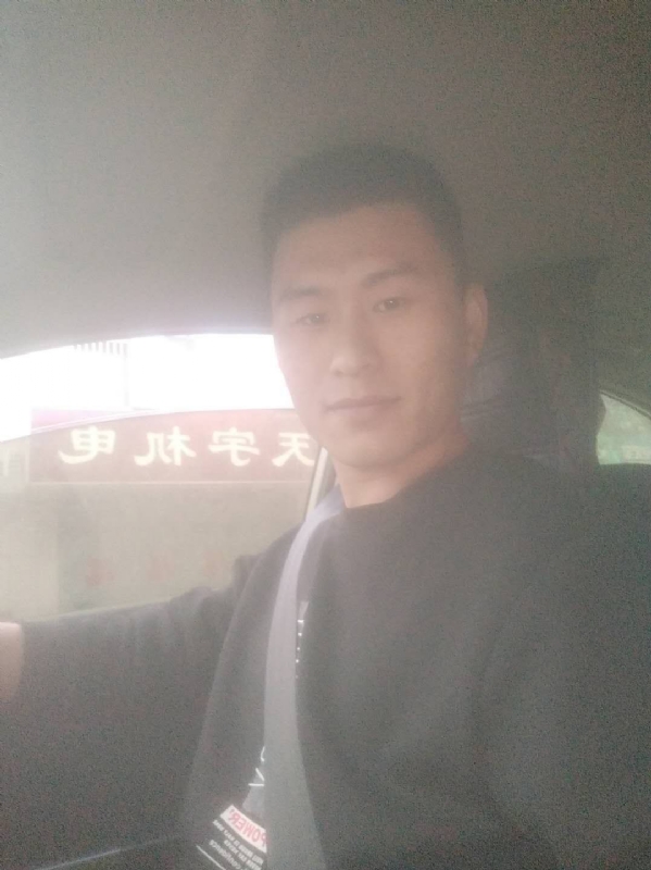 老鼠爱上猫的第一张照片--潍坊相亲服务中心