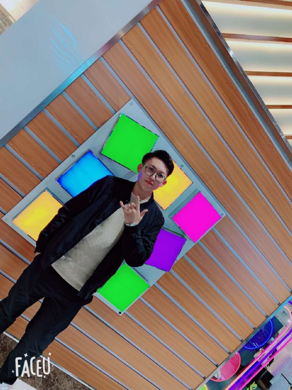 陪伴是最长情的告白的第一张照片--潍坊相亲服务中心