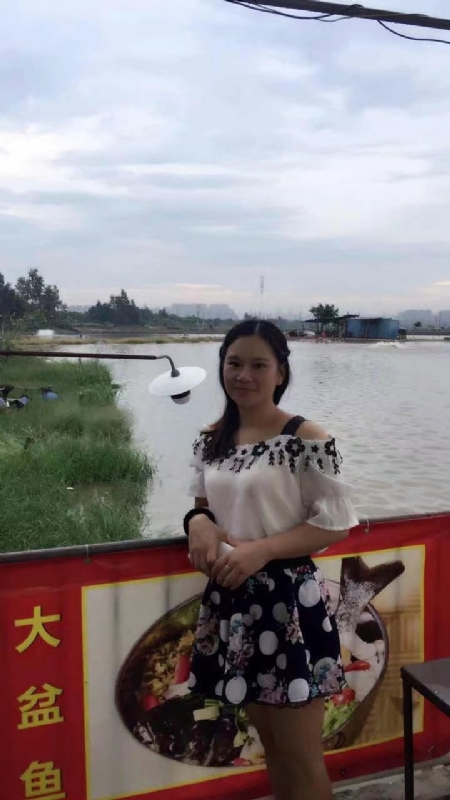 莹莹的第一张照片--潍坊相亲服务中心