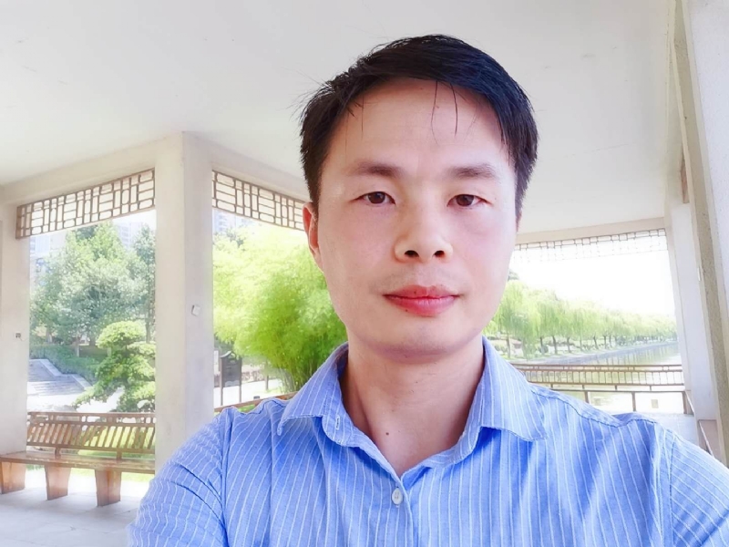 小艾同学的第二张照片--潍坊相亲服务中心