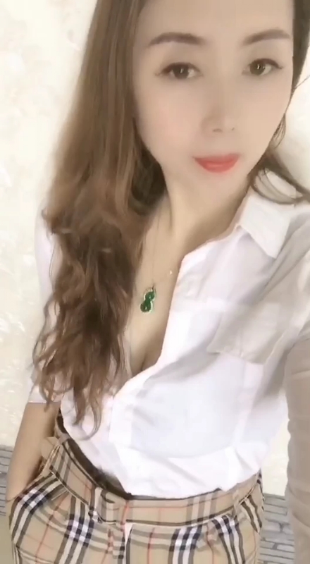 雨蝶的第一张照片--潍坊相亲服务中心