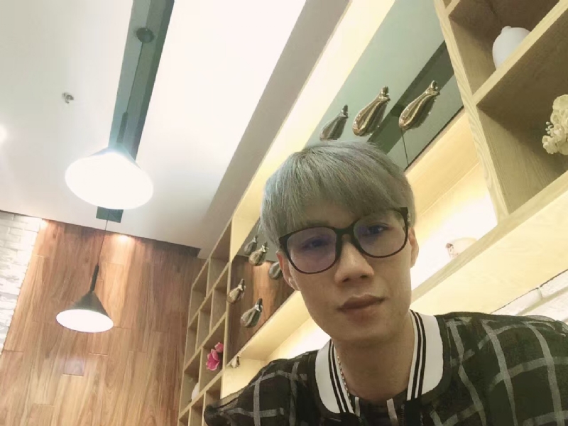 黄峰的第二张照片--潍坊相亲服务中心