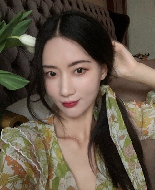 倾城的第一张照片--潍坊相亲服务中心