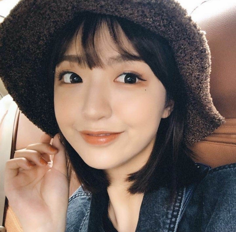 李雅容的第一张照片--潍坊相亲服务中心