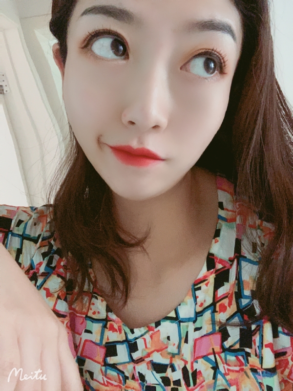 小布丁的第一张照片--潍坊相亲服务中心