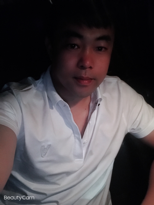 张苹果的第一张照片--潍坊相亲服务中心