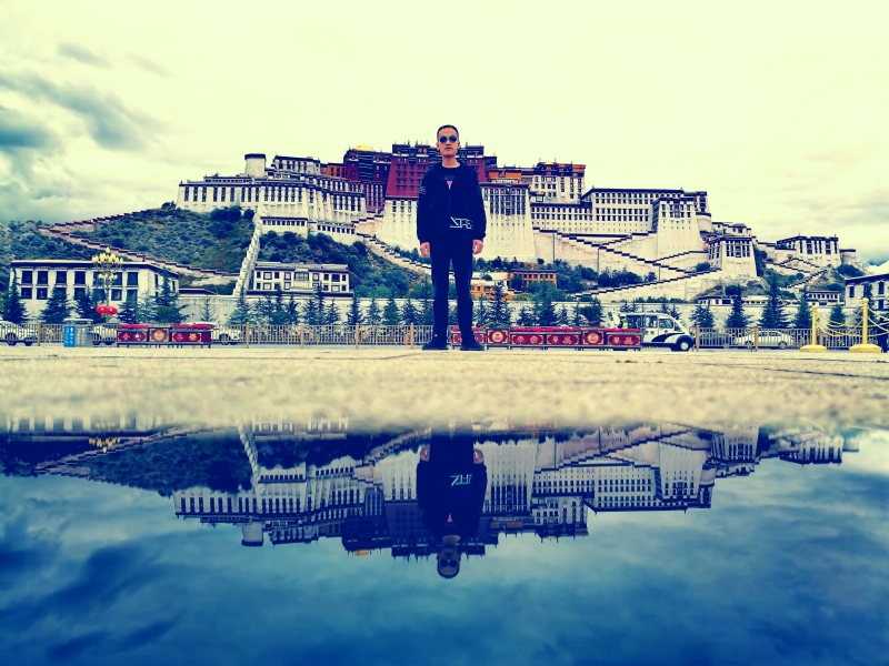 光辉岁月的第二张照片--潍坊相亲服务中心