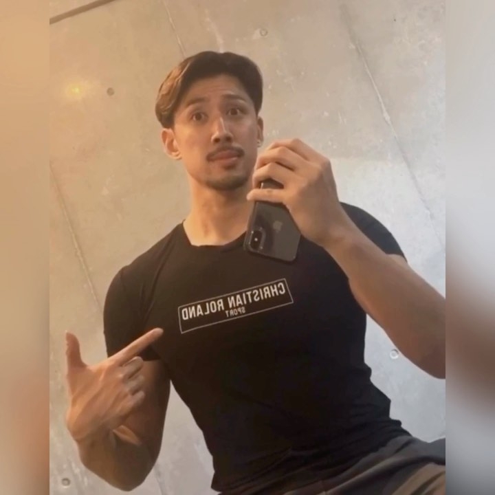 迎风而上的第一张照片--潍坊相亲服务中心