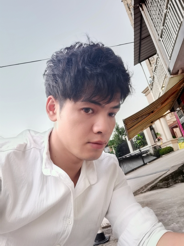 幕后老板的第一张照片--潍坊相亲服务中心