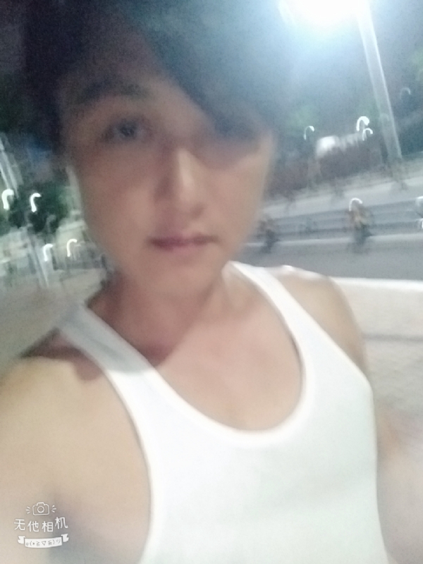 弟弟的第一张照片--潍坊相亲服务中心