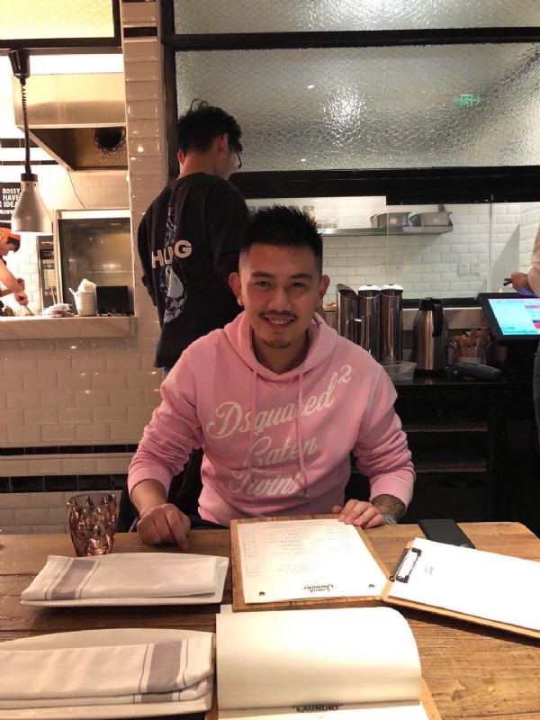 雪云飘的第一张照片--潍坊相亲服务中心