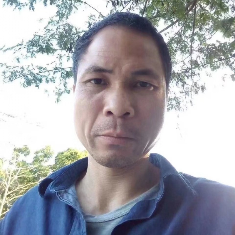 老钟的第一张照片--潍坊相亲服务中心