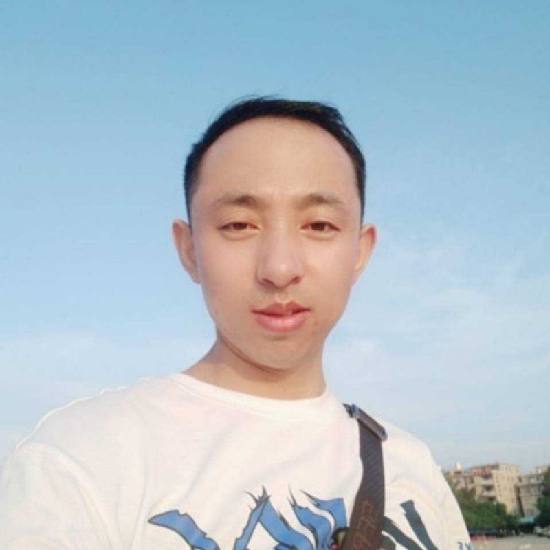 平淡的幸福的第一张照片--潍坊相亲服务中心