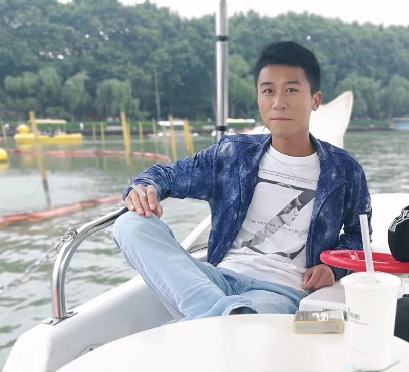 小熊微品的第一张照片--潍坊相亲服务中心