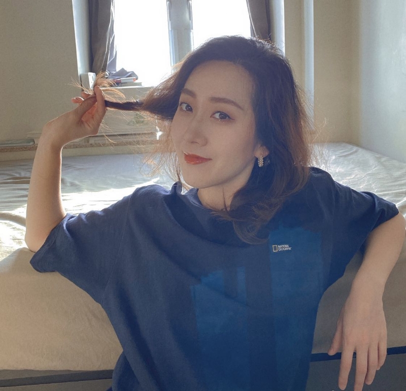 李雯雪的第一张照片--潍坊相亲服务中心