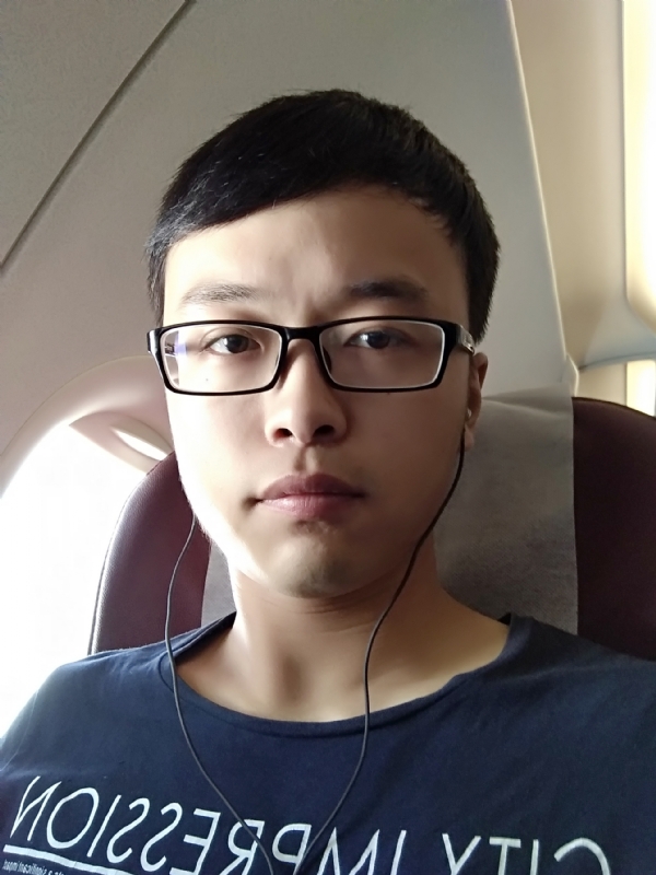 在水一方的第一张照片--潍坊相亲服务中心