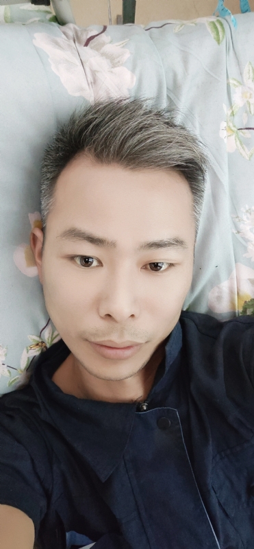 火山口的第一张照片--潍坊相亲服务中心