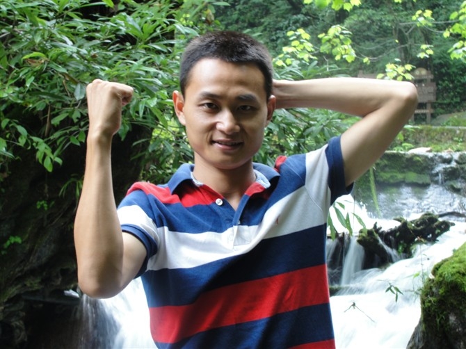 阿汤的第一张照片--潍坊相亲服务中心