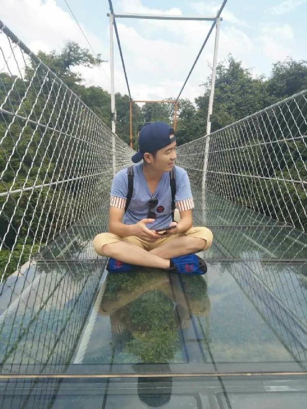 李青的第一张照片--潍坊相亲服务中心