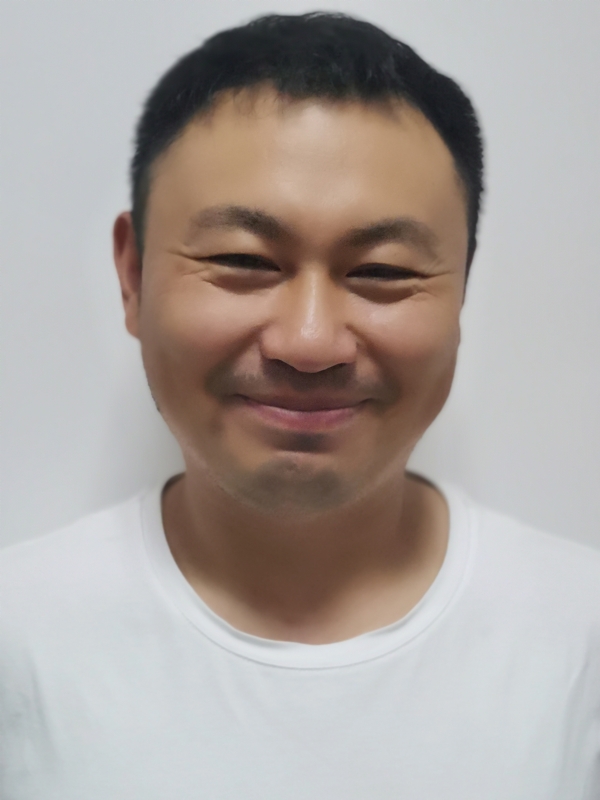 汪老师的第一张照片--潍坊相亲服务中心