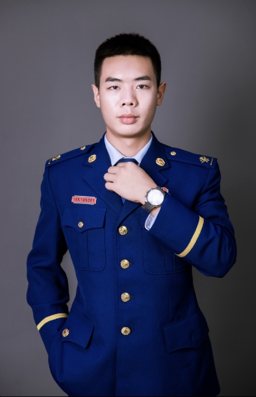 YANG的第一张照片--潍坊相亲服务中心