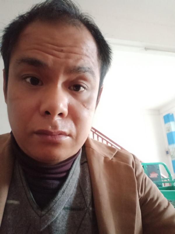 唐水果店发发发的第一张照片--潍坊相亲服务中心