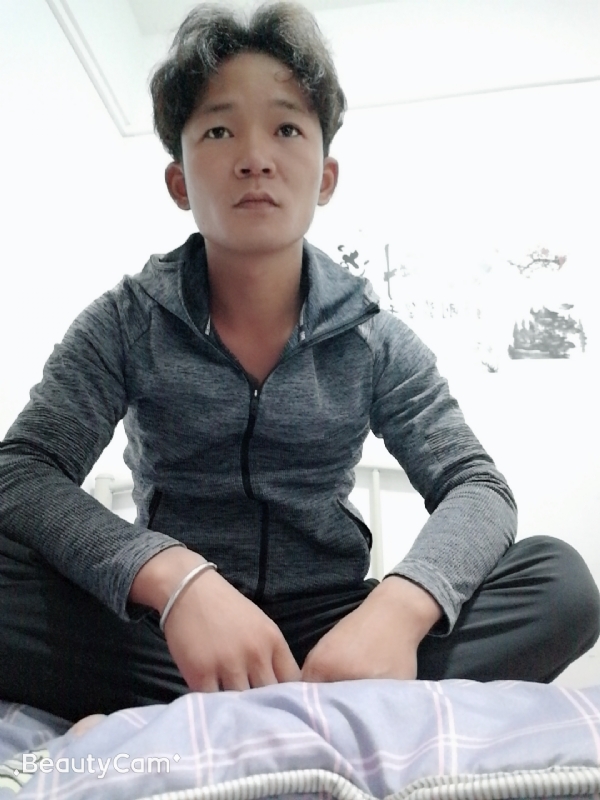 东浩学长的第一张照片--潍坊相亲服务中心