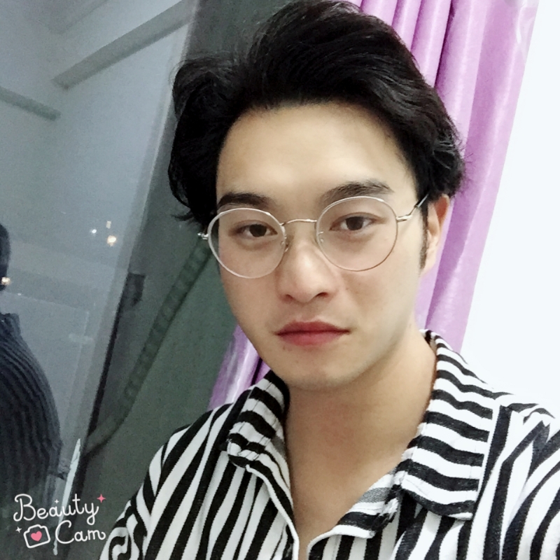 四月的第二张照片--潍坊相亲服务中心