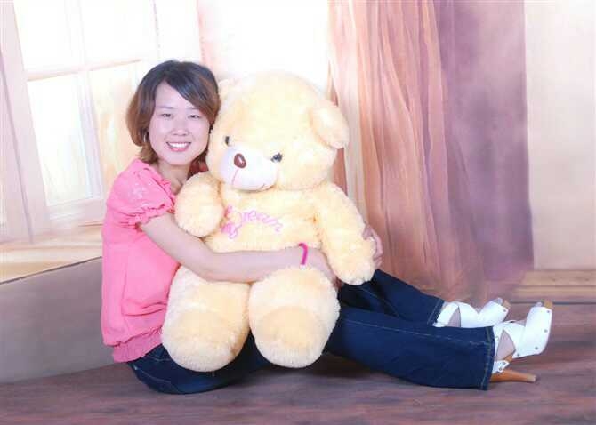 素雅的第一张照片--潍坊相亲服务中心