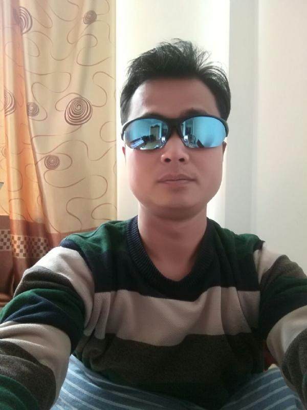 上岸天子的第二张照片--潍坊相亲服务中心