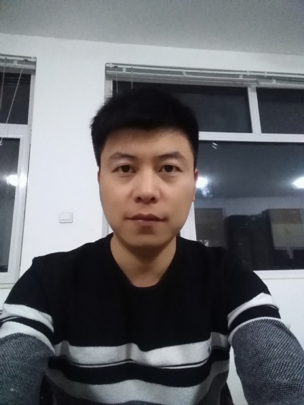 呵呵的第一张照片--潍坊相亲服务中心