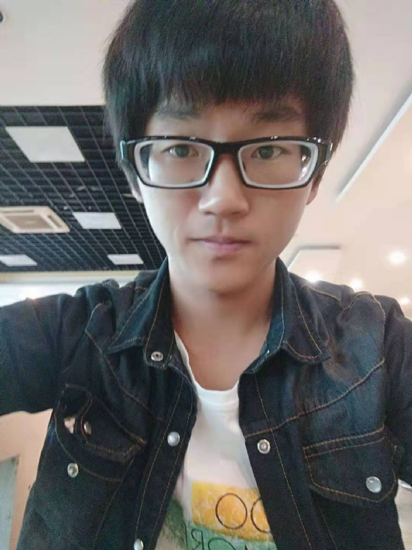 LS书生的第一张照片--潍坊相亲服务中心