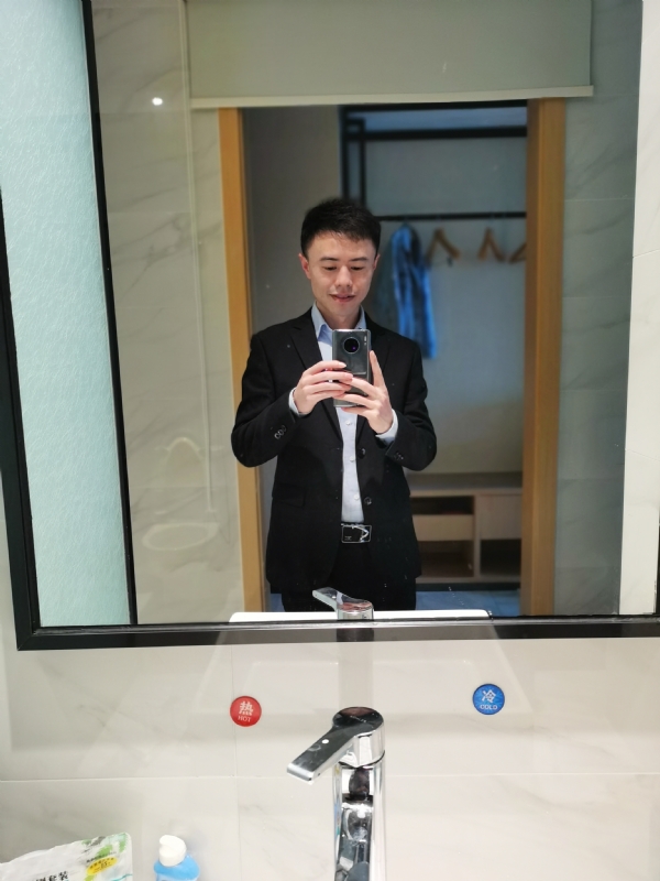 Lin的第二张照片--潍坊相亲服务中心