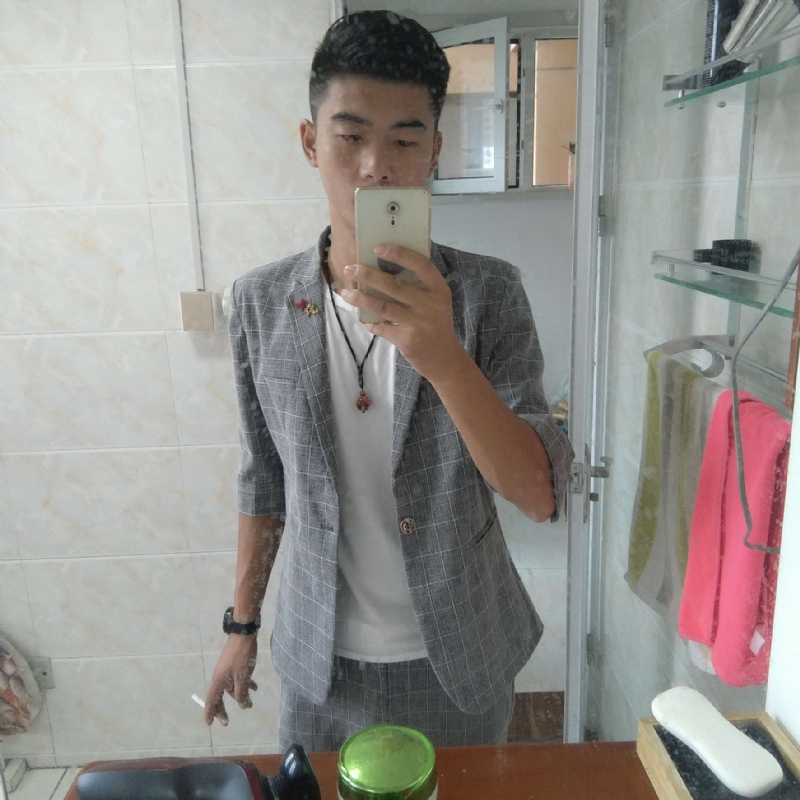 会淹死的鱼的第一张照片--潍坊相亲服务中心