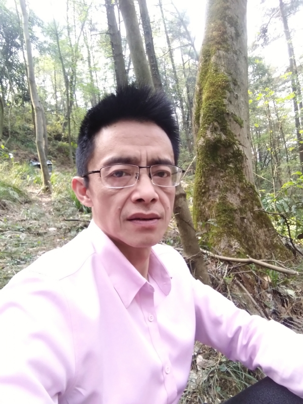 吴彬的第一张照片--潍坊相亲服务中心