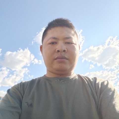 马的第一张照片--潍坊相亲服务中心