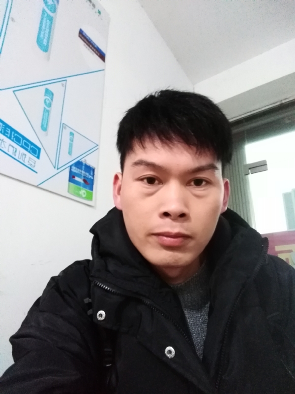 微笑的第一张照片--潍坊相亲服务中心