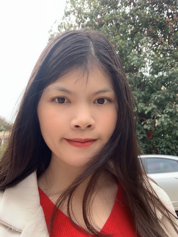小可爱的第一张照片--潍坊相亲服务中心