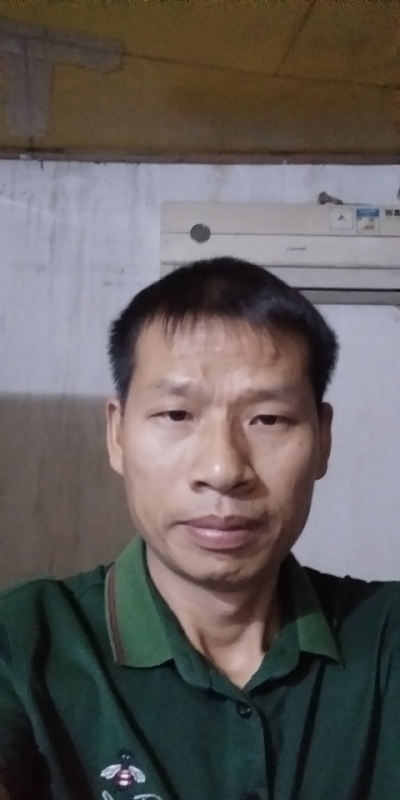 执着跋涉的第二张照片--潍坊相亲服务中心