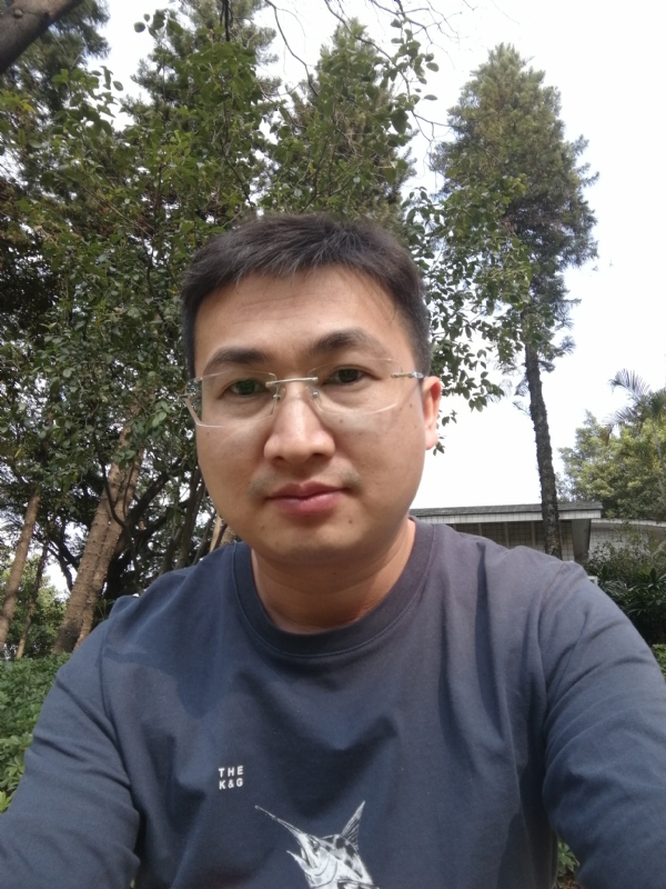 不如随风的第二张照片--潍坊相亲服务中心