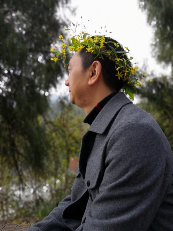 小白杨的第一张照片--潍坊相亲服务中心